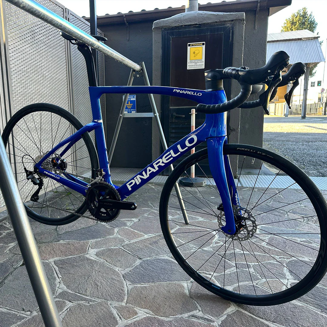Pinarello New Dogma F Dura Ace Di2 2025 DT Swiss ARC 1400 - immagine 5