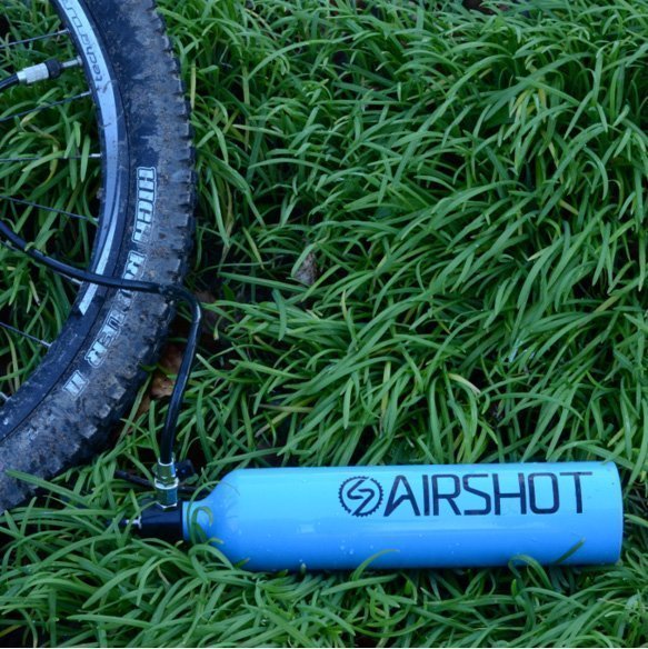 Airshot Bombola per gonfiaggio gomme tubeless