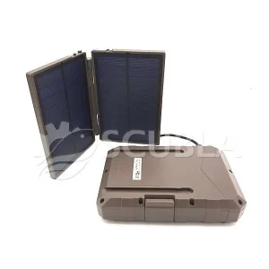 Pannello solare per fototrappole Scout guard BC-02 comprensivo di batterie ricaricabili 18650